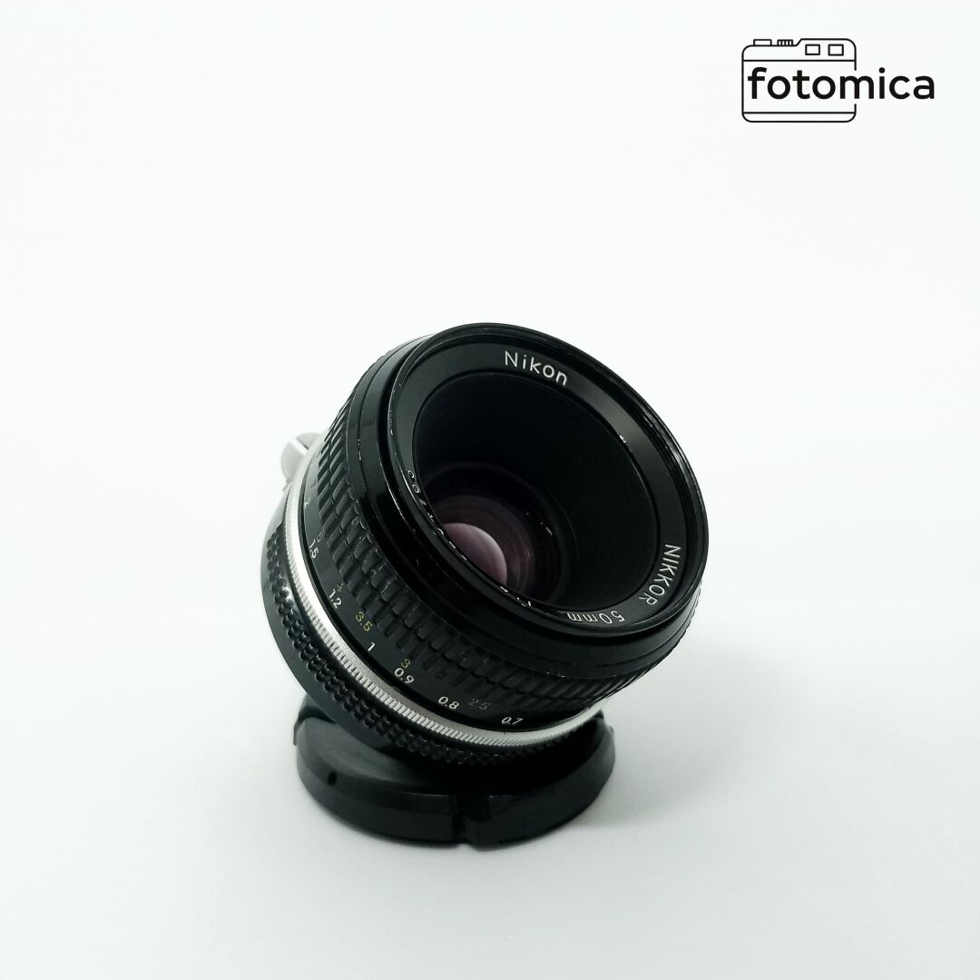 Nikkor 50mm f/2.0 Pre-AI – Lente Manual Nikon